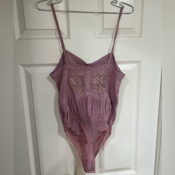 NEW Free People lace trim bodysuit - Picture 9 of 11